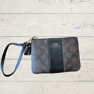 Coach Corner Zip Wristlet
